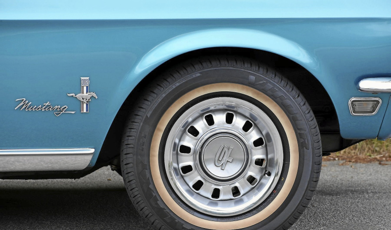 Ford Mustang Fastback