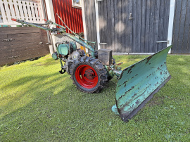Traktor Hirtz