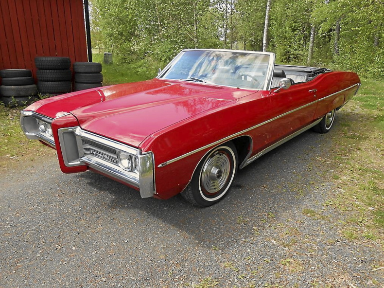 Pontiac Bonneville Cab