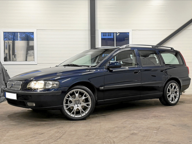 Volvo V70 2.4T