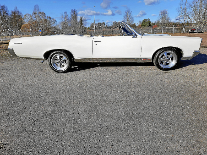Pontiac GTO Convertible