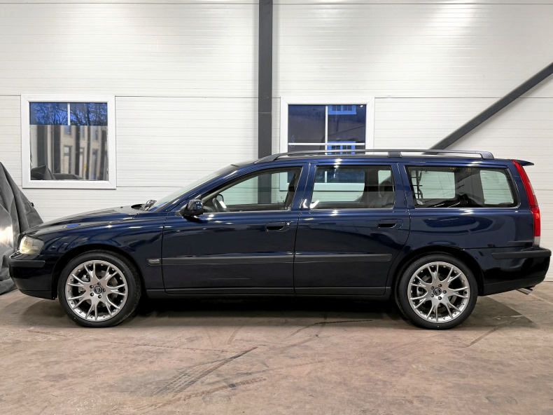 Volvo V70 2.4T