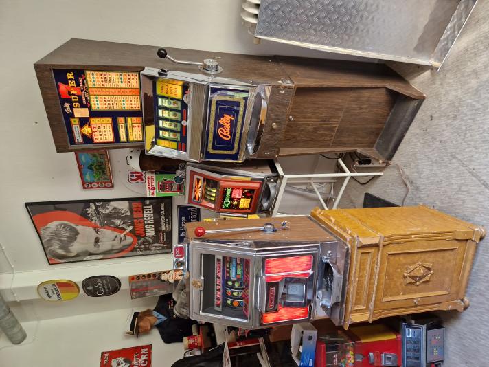 NOSTALGI OCH KURIOSA