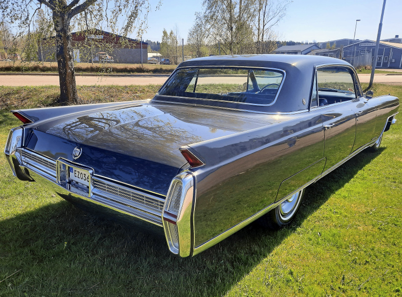 Cadillac Fleetwood Sixty Special