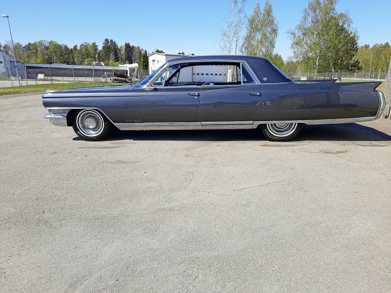 Cadillac Fleetwood Sixty Special