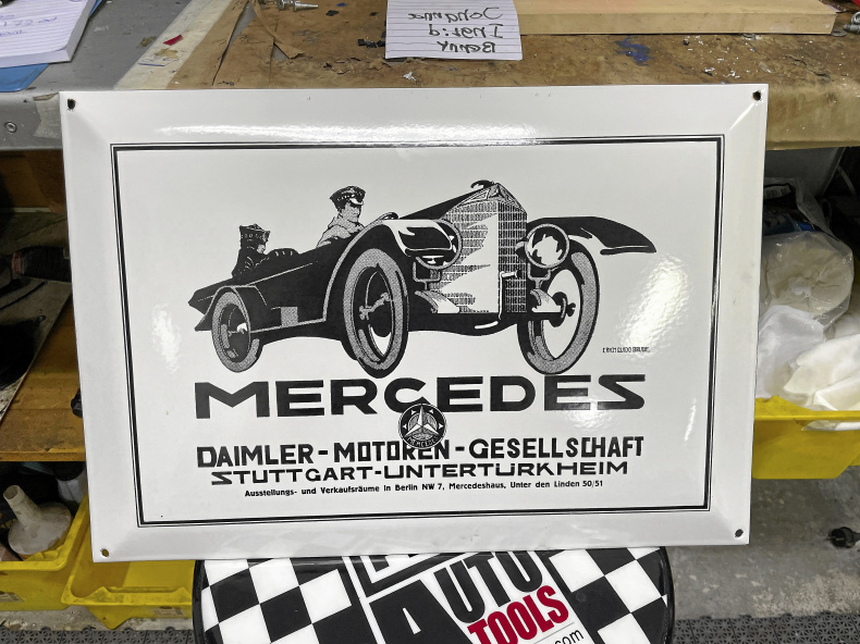 Emaljskyltar Mercedes 50 mm samt 45x35