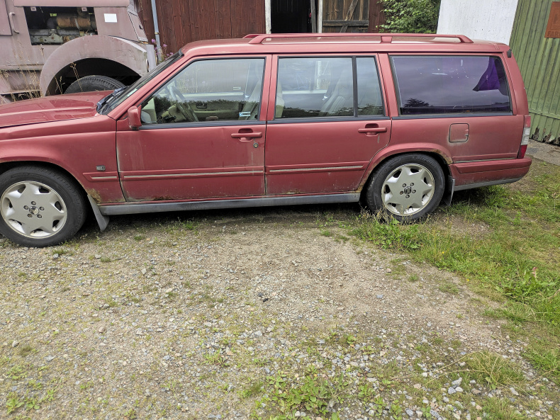 Volvo V90  3,0