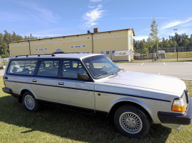 Volvo 245 GL