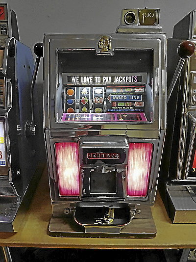 ÄLDRE NOSTALGI OCH KURIOSA