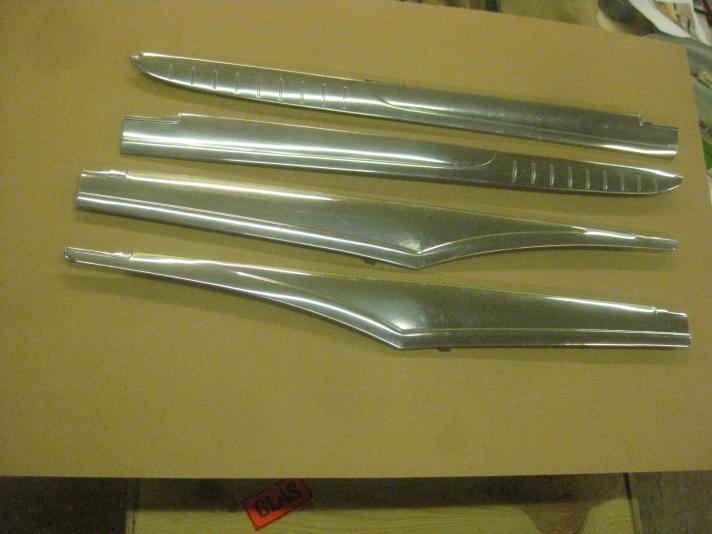 Kaiser 1951-1953 midjelister