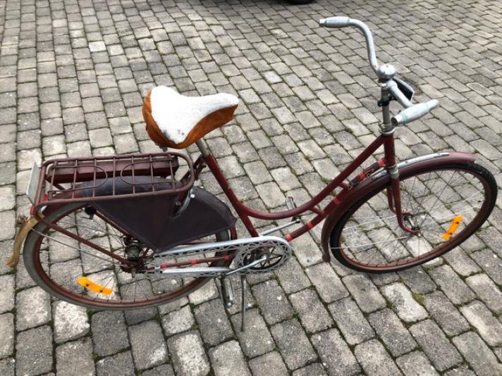 Äldre damcykel Heros