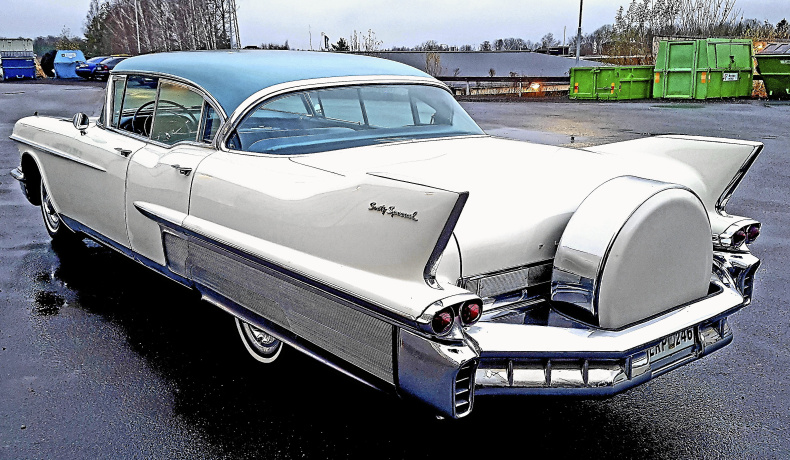 Cadillac Fleetwood