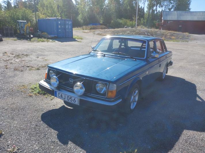 Volvo 244 DL automat