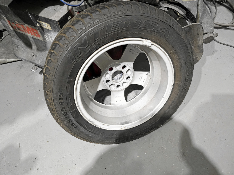 VOLVO-V.50 SOMMARHJUL 15 TUM