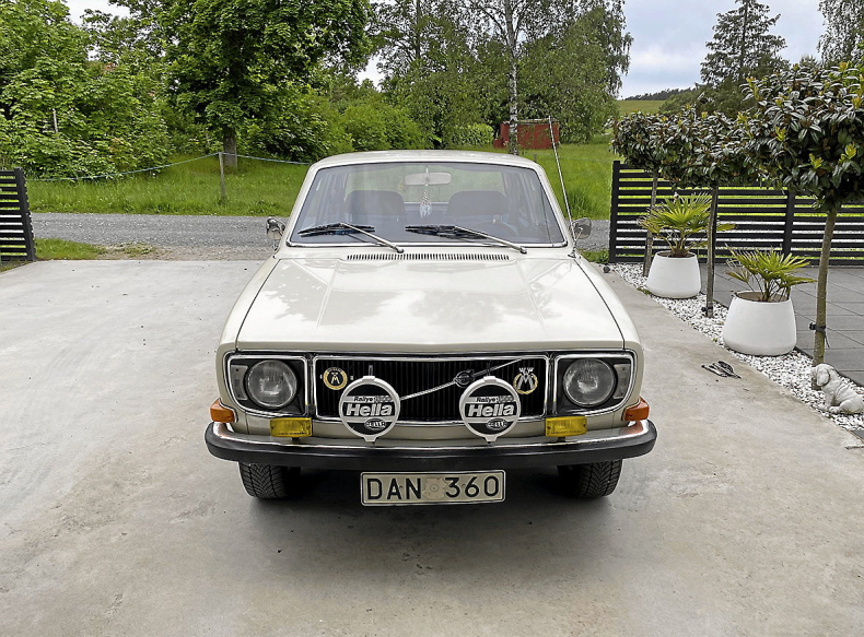 Volvo 142 2.0