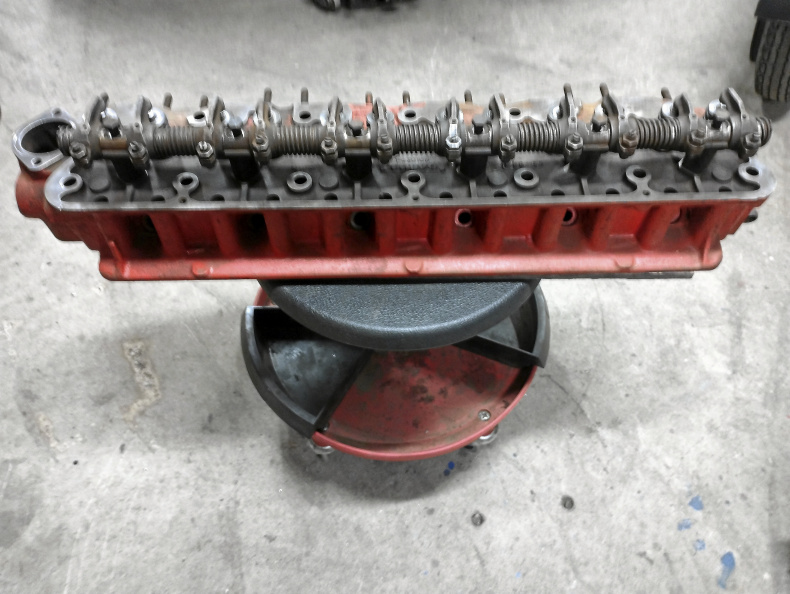 Volvo 164 B30 topplock