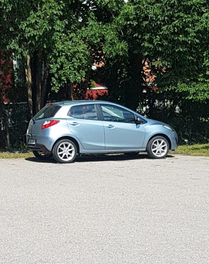 Mazda 2 Advance
