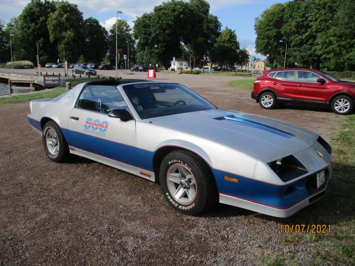 Camaro Z28 Pacecar 1982