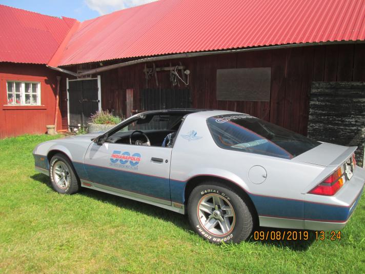 Camaro Z28 Pacecar 1982