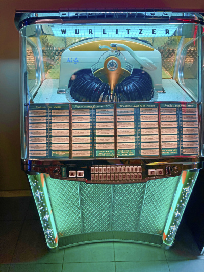 JUKEBOX - Wurlitzer 2104
