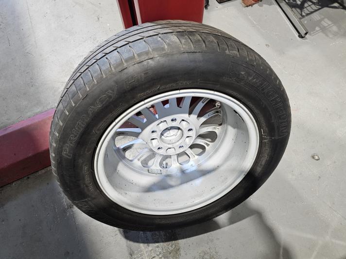 BMW 16 TUM SOMMARHJUL