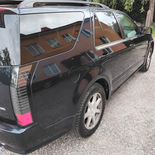 Cadillac suv SRX
