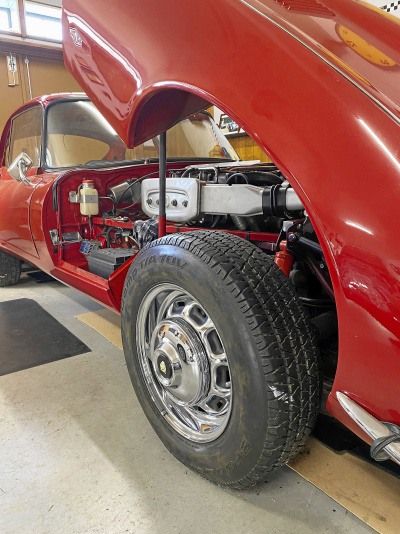 Jaguar E-type, ser. 3, 2+2 V12