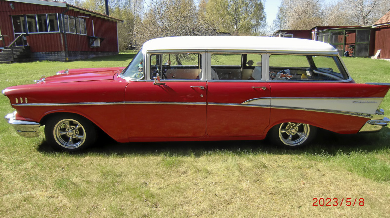 Chevrolet 210 4dr Townman