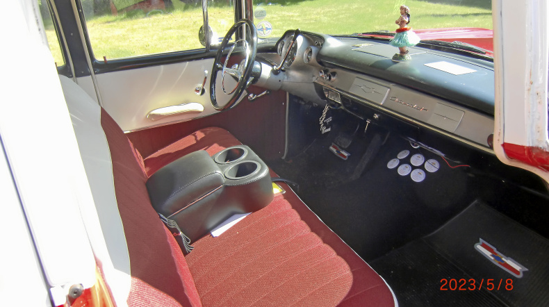 Chevrolet 210 4dr Townman