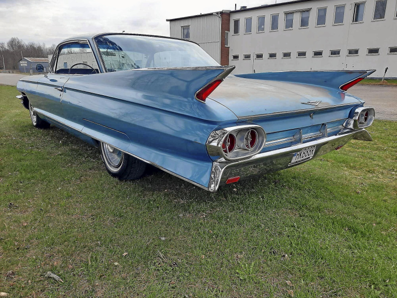 Cadillac Coupe De Ville