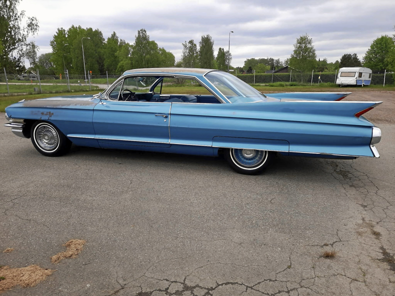 Cadillac Coupe De Ville