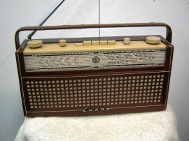 Luxor Transistorradio "Läderradio"