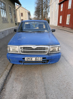 Mazda 2500B pickup