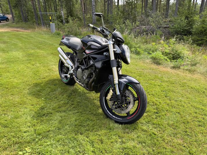 MV Agusta F4 BRUTALE 989 R