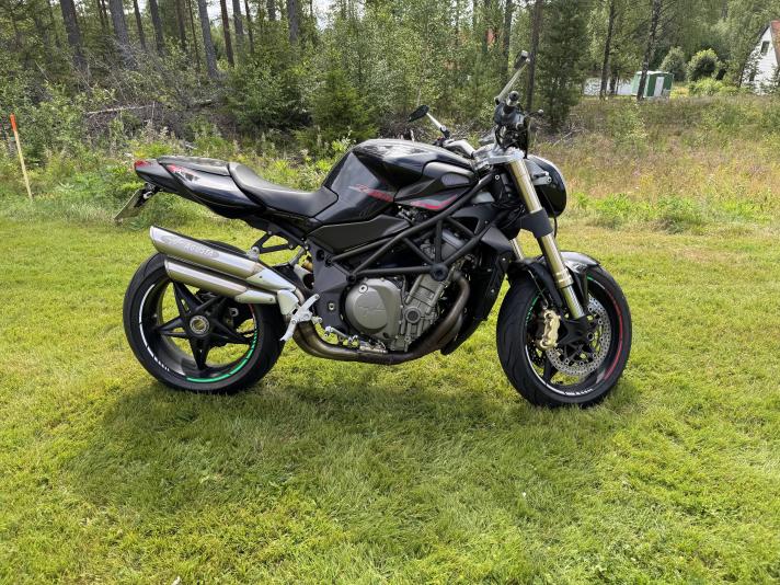 MV Agusta F4 BRUTALE 989 R