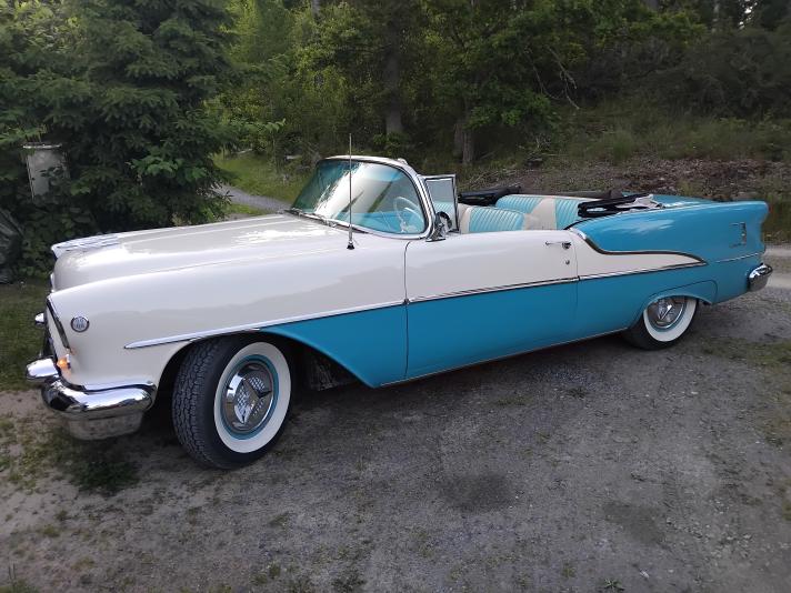 Oldsmobile super 88 cab