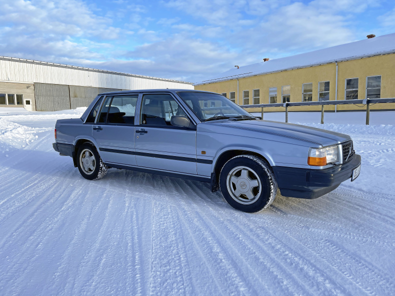 Volvo 740 GLT