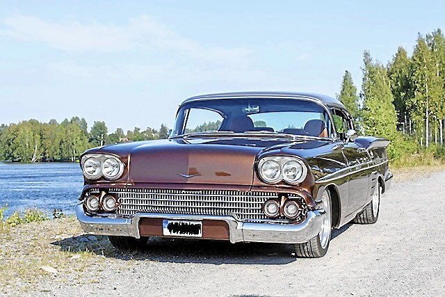 Chevrolet Impala Sportcoupé 1958 i toppskick