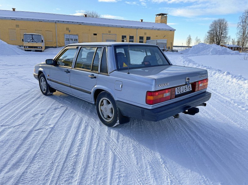 Volvo 740 GLT