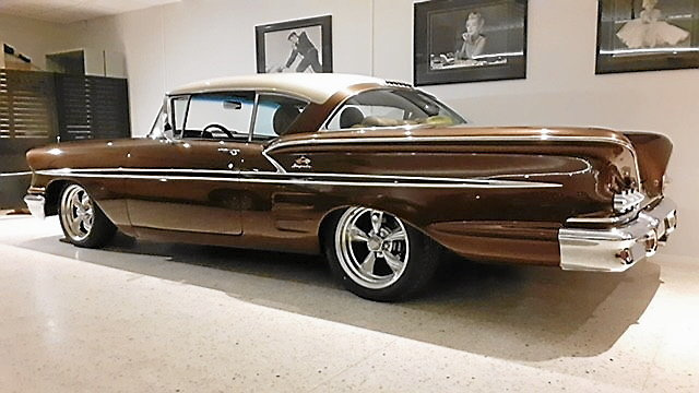 Chevrolet Impala Sportcoupé 1958 i toppskick