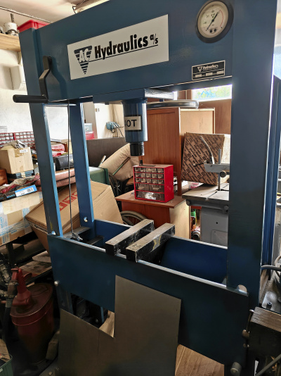 Hydraulics press 40 ton