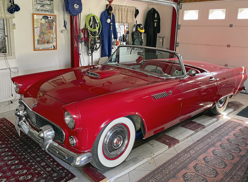 Ford Thunderbird 