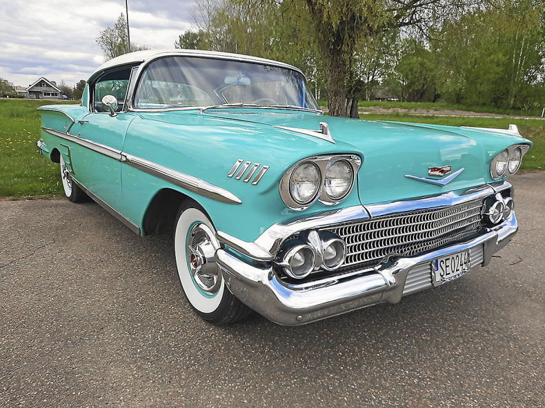 Chevrolet Impala Coupe