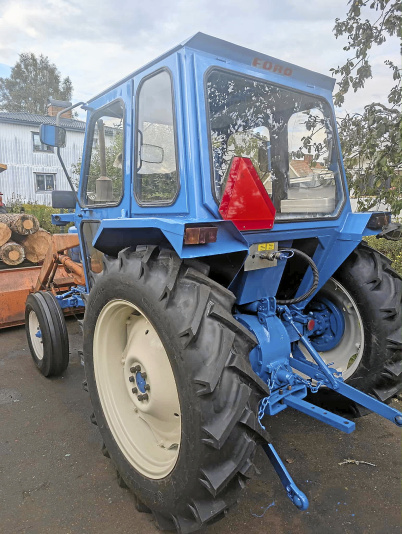 Ford 3000