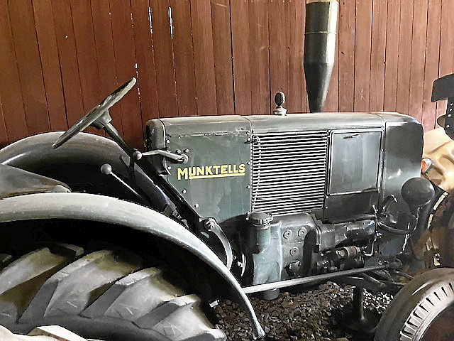 Traktor x4 säljes