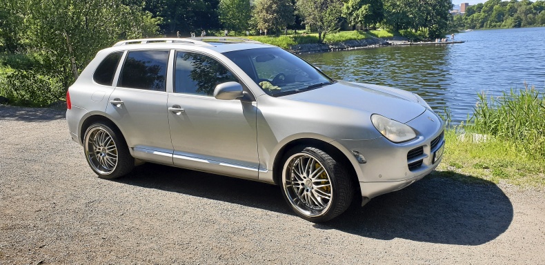 PORSCHE CAYENNE S TIP-TRONIC