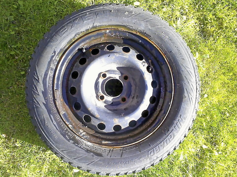 VINTERHJUL NISSAN mfl Bilmärken