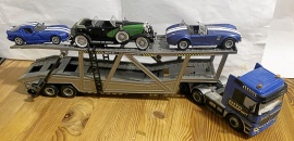 1:32 Mercedes Fordonssläp 52 cm!