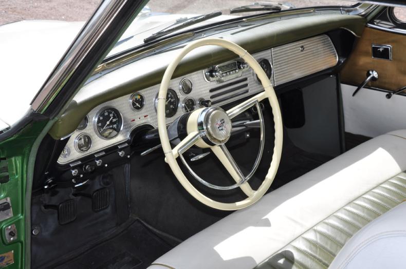 Studebaker Golden Hawk 1956