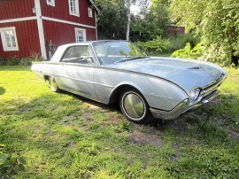 Ford Thunderbird